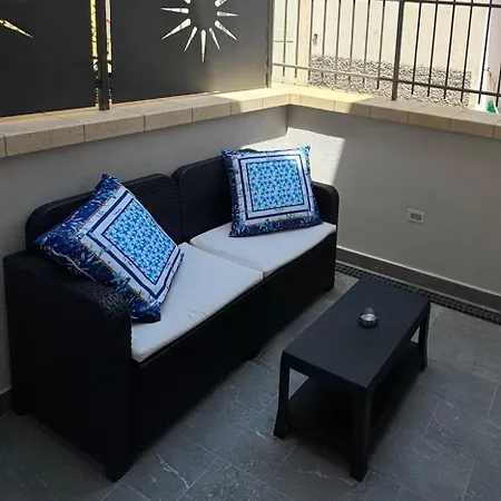 La Perla Di Bed & Breakfast 3*